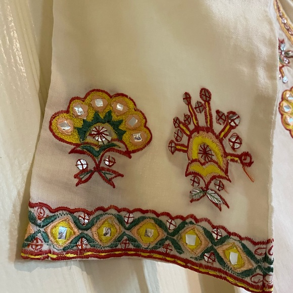 brand Indian off white embroidery Sparkle linen Tunic Top Kurta. M-36 - size 4/6 - Picture 5 of 16